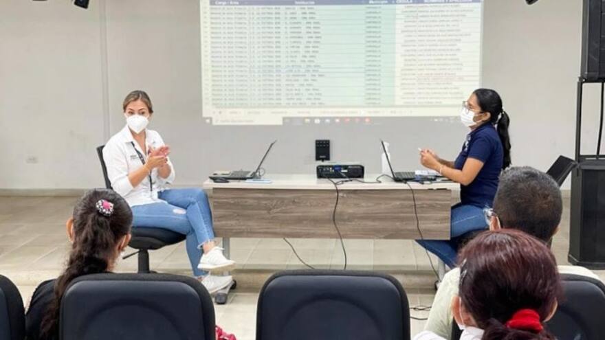 Reubicarán a algunos docentes que perdieron concurso de méritos en Bolívar
