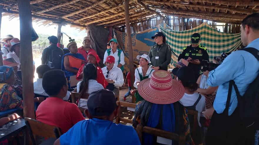 La Guajira: primera dama Verónica Alcocer se encuentra recorriendo el departamento