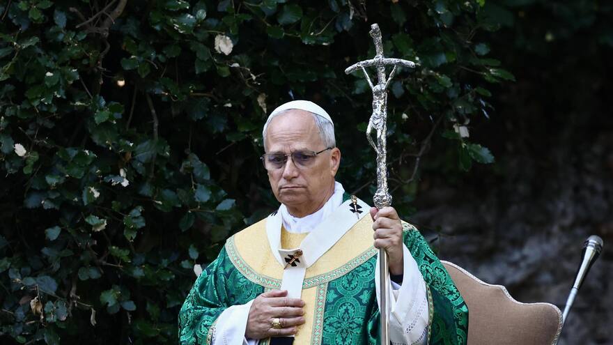 León XIV lamenta el surgimiento del “odio antisemita” y urge a pacificar Oriente Medio