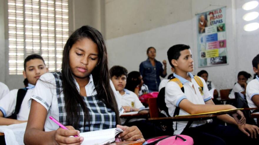 Distrito y Sena lanzan convocatoria de proyecto pionero en doble titulación