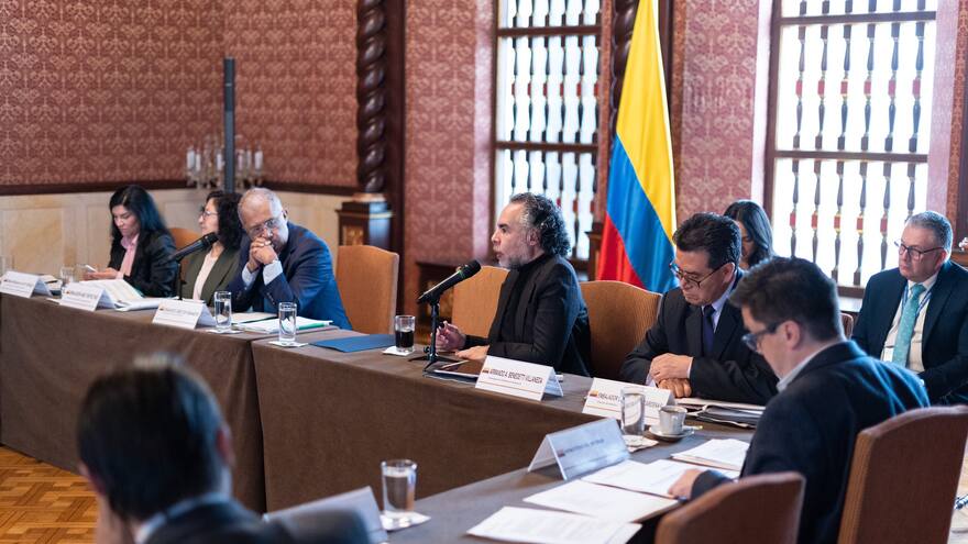 Arrancan primeros encuentros para reactivar relaciones entre Caracas y Bogotá