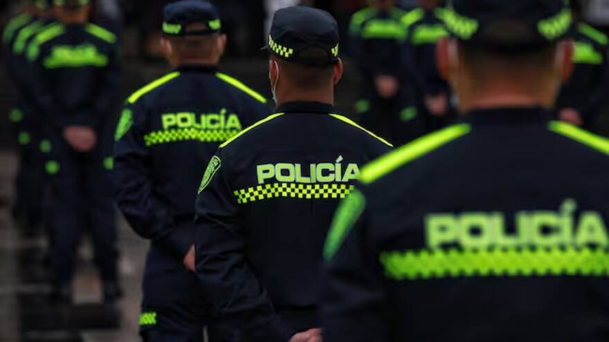 Procuraduría indaga si la Policía incurrió en irregularidades que permitieron salida del país de estadounidense señalado de explotación sexual en Medellín