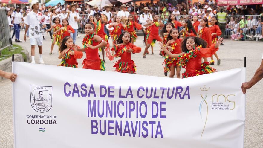 3 mil personas de municipios de Córdoba participaron en Paradas Folclóricas
