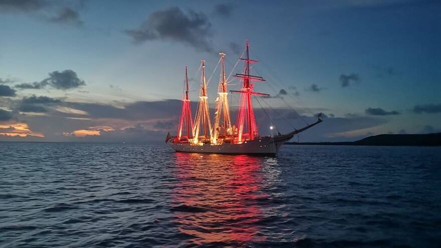 Buque escuela Juan Sebastián de Elcano, de España, llega a Lima, Perú, tras cruzar el cabo de Hornos