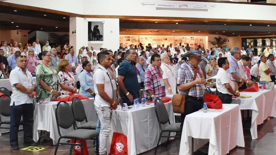 Abriendo puertas a la modernidad, Coolechera celebra 90 años