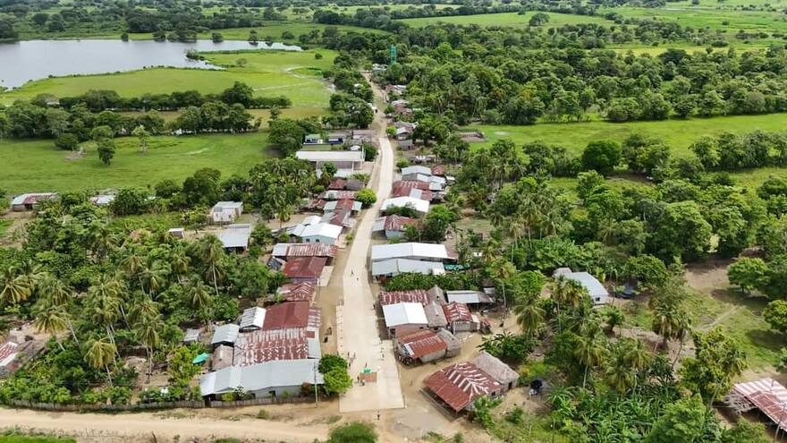 En Santa Mónica, Magangué, celebran la pavimentación de sus calles