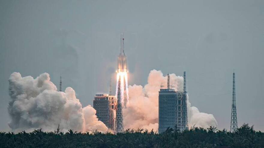 Restos de un cohete chino impactan en el Océano Índico