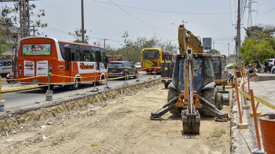 Malestar por 'parálisis' en obras de tramo de la calle 30