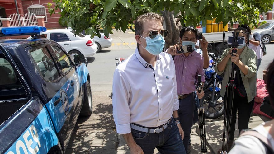 Condenan a 9 años de prisión a gerente de diario crítico de Ortega