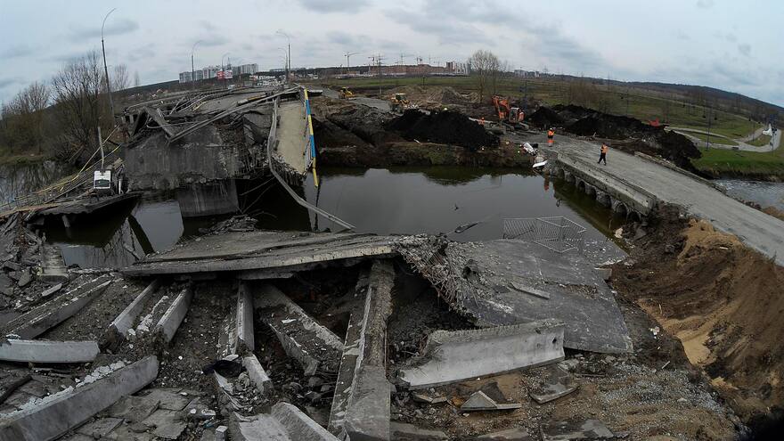 Ataque ruso destruye por completo el aeropuerto de Dnipro