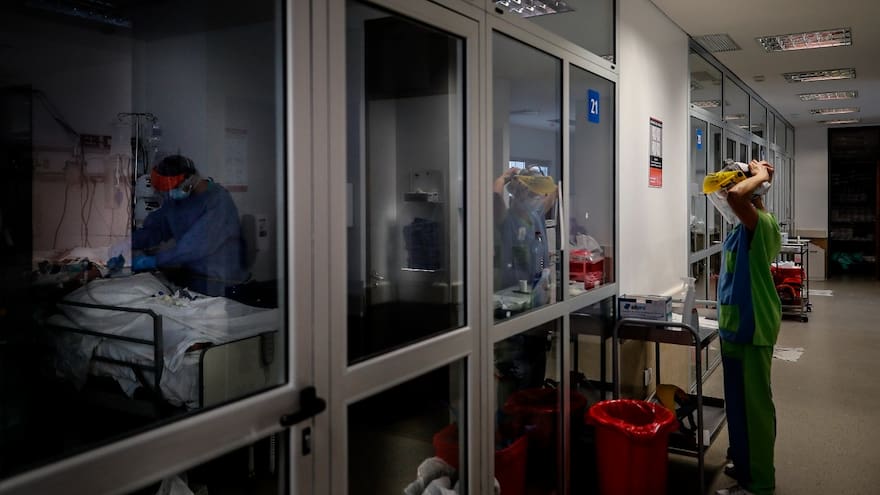 En un mes, 14 médicos y auxiliares de enfermería han fallecido en Atlántico