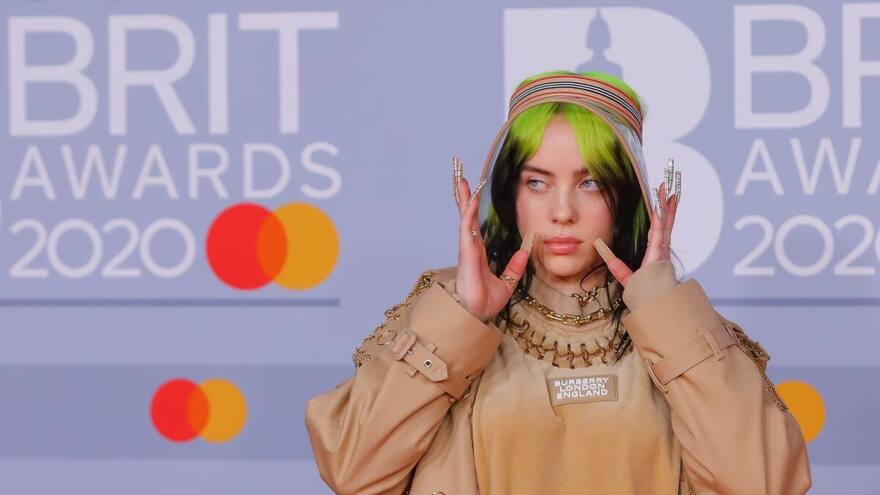 Billie Eilish, la más jóven en superar los 100 millones de oyentes mensuales en Spotify