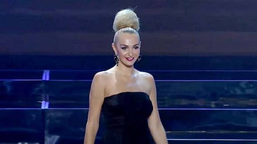 La mujer que creó un certamen de belleza y se autoenvió a participar en Miss Grand International 2015