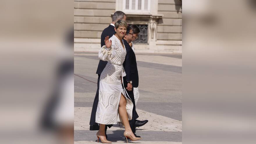 Procuraduría pide darle un 'tatequieto' a los viajes de Verónica Alcocer al no ser funcionaria pública