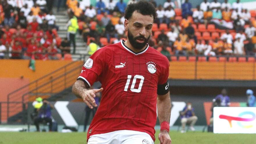 Lesión de Mohamed Salah preocupa al Liverpool de Luis Díaz