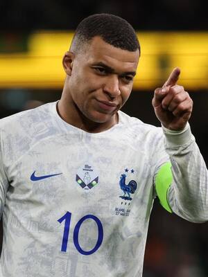 Gallo, explosión, atraso | Columna de Enrique Dávila