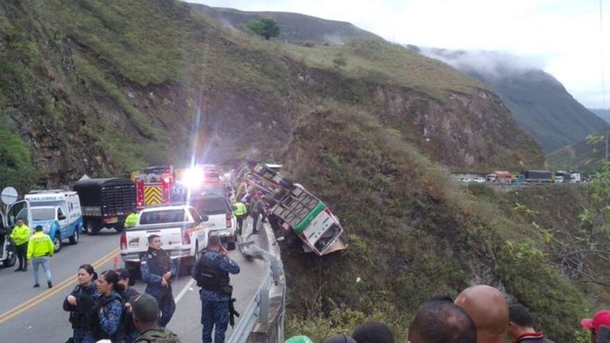 Grave accidente en la vía Tumaco - Cali deja varias personas muertas y heridas