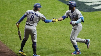 Los Dodgers vuelven a mostrar su poderío y aumentan su ventaja ante los Cerveceros