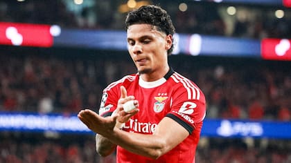 Benfica 2, Napoli 0: Richard Ríos se luce con un gol y una asistencia