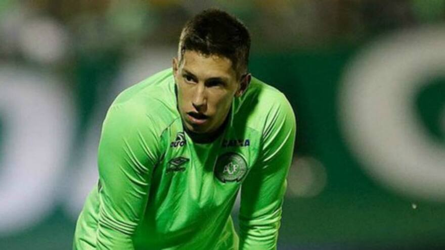 Amputarán otra parte de la pierna derecha del portero Follman del Chapecoense