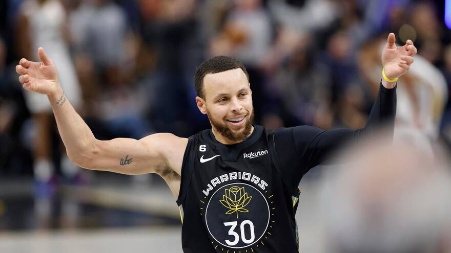 Baloncesto: Curry, Klay, Davis y Brunson brillaron en otra jornada de la NBA