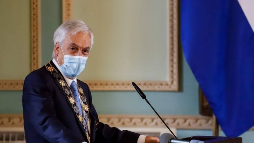 Ola de críticas a Piñera tras ser señalado en los Papeles de Pandora