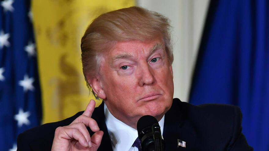 Trump llama 'carnicero' a al Asad y pide poner fin a la 'brutal guerra civil' en Siria