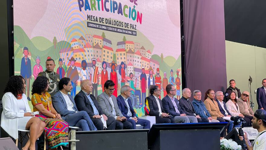 Comité de Participación de diálogos Gobierno-Eln: se instala en Bogotá con presencia de Gustavo Petro