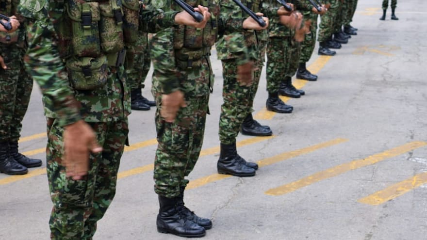 Dos ataques terroristas en Arauca dejan daños en batallón del Ejército y un oleoducto