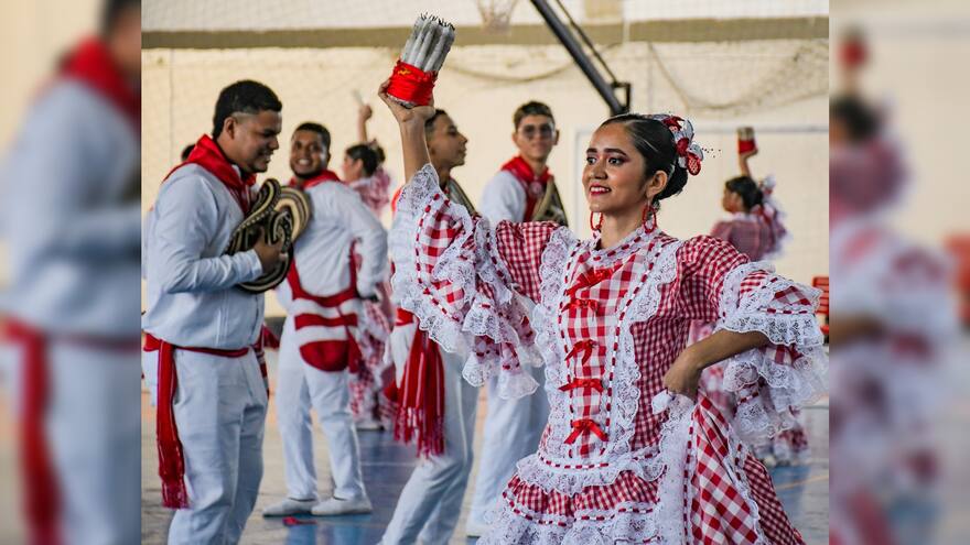 A la orilla del Magdalena se celebra el Día de la Cumbia