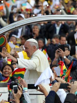 Amor para salvar lo humano: papa Francisco