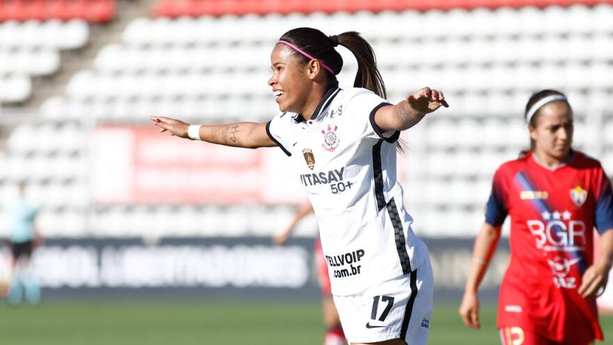 Corinthians 16, El Nacional 0: casi que no ganan