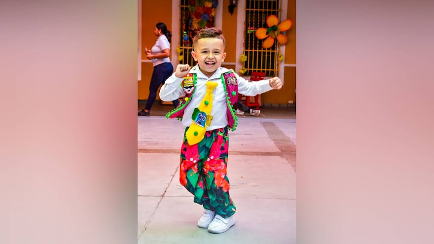 Mathias, el travieso carnavalero que se roba los aplausos