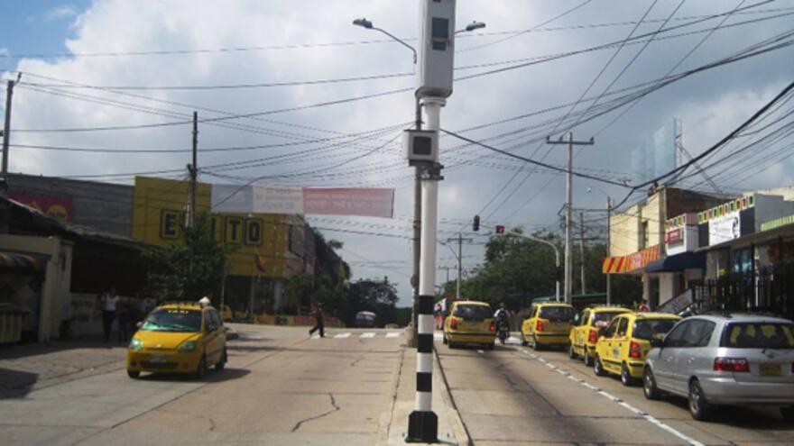 Nueva cámara de fiscalización en la calle 72 con 38