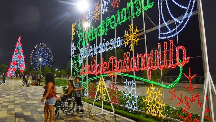 Barranquilla encendió el alumbrado navideño en el Gran Malecón
