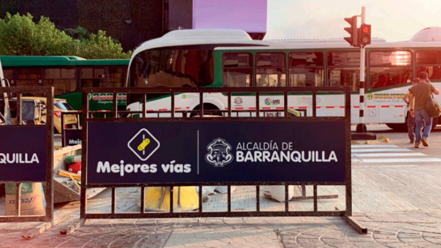 Distrito socializa proyecto del Manual de Identidad Visual