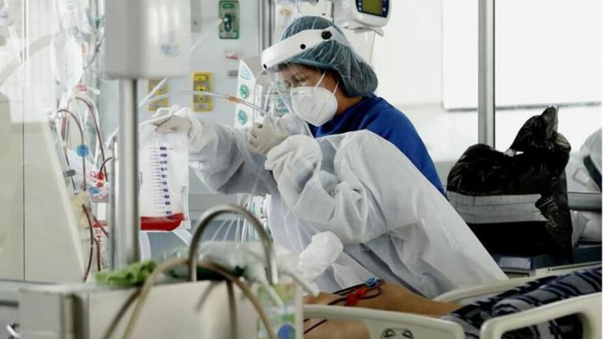 Ómicron ya es la variante dominante en el país: Minsalud