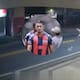 Video: joven promesa del fútbol murió al chocar su moto con una vaca