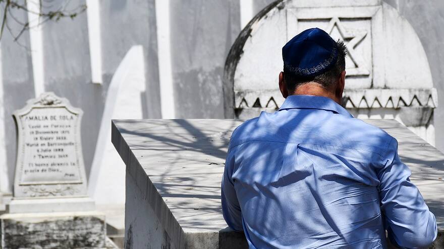 Recuperación del cementerio sefardí, acto de amor con la historia de B/quilla