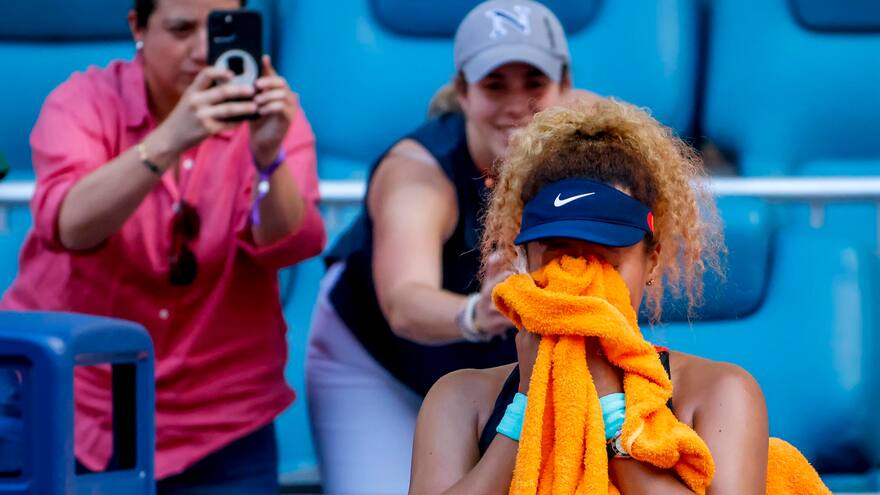 Osaka remonta a Bencic y es la primera finalista en Miami