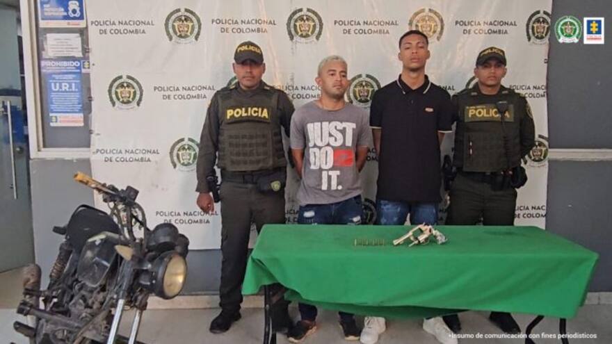 Cárcel a señalados de asesinar a un joven cuando descendía de un taxi