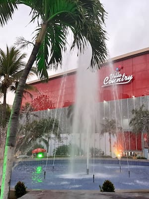 Una escultura en cada espacio público