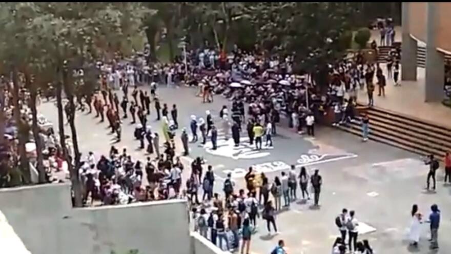 Encapuchados y disturbios en la Universidad Industrial de Santander