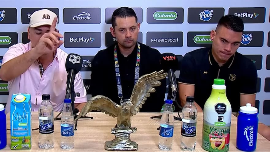 La extraña rueda de prensa de Águilas Doradas tras su derrota 3-0 ante Junior