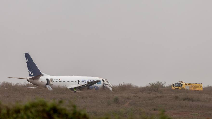 Diez heridos al salirse de pista un avión en el aeropuerto de Dakar