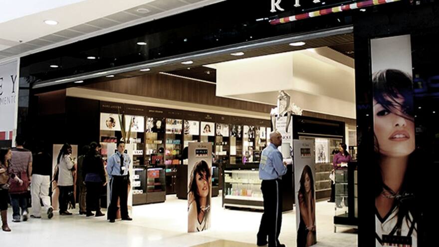 Tiendas Ripley anuncia que se va de Colombia