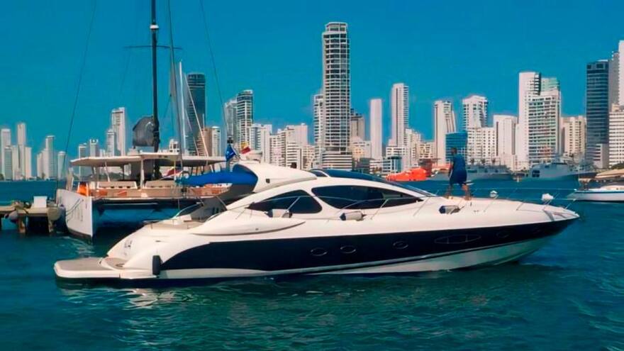 Investigan hundimiento de yate que transportaba 14 personas en Cartagena