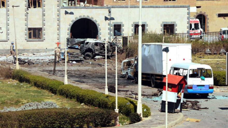 59 muertos por ataque al Ministerio yemení de Defensa