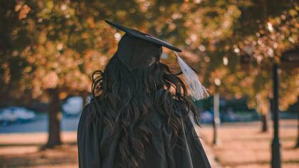 Estas son las cinco carreras universitarias con mayor demanda en el mercado laboral para el 2025