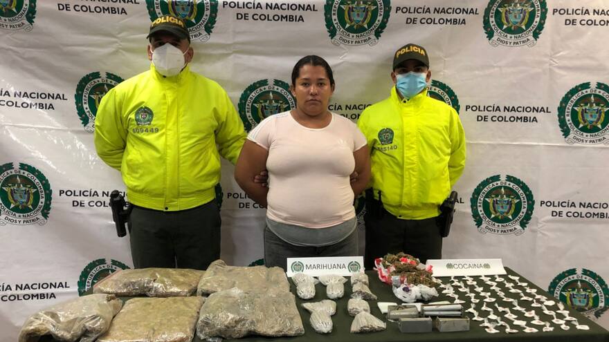 Capturan en Barranquilla a alias Yolecin con un ‘narcobufet’ de pastillas, cocaína y marihuana